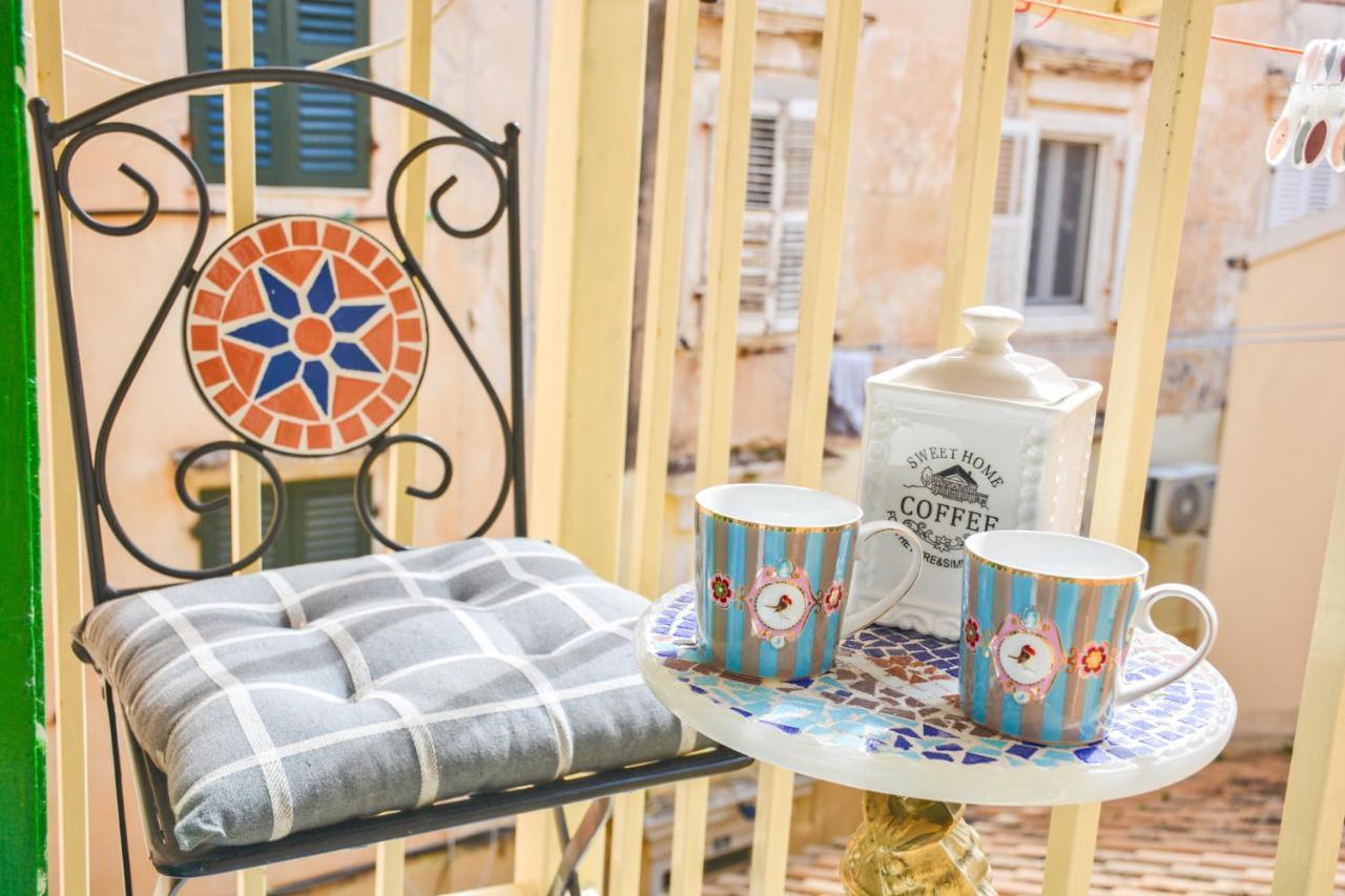 Venetian Well Gallery Apartment In Corfu Old Town Zewnętrze zdjęcie